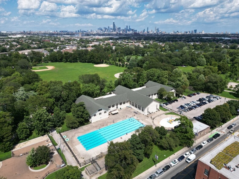 Building Photo - 2323 West Pershing Road