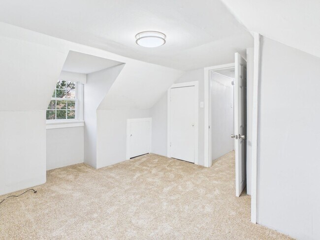 Building Photo - 100 Mardick Rd