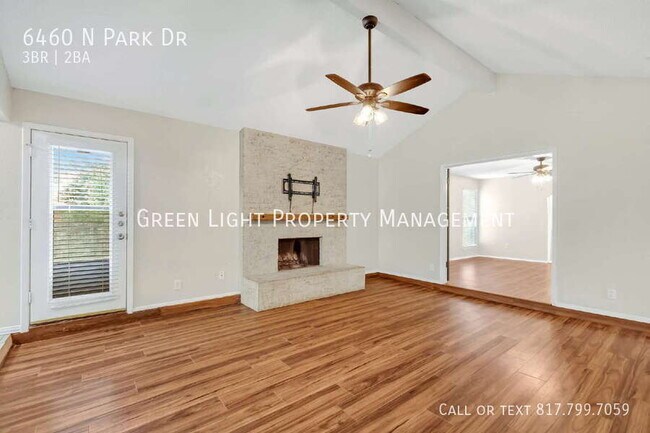 Building Photo - 6460 N Park Dr