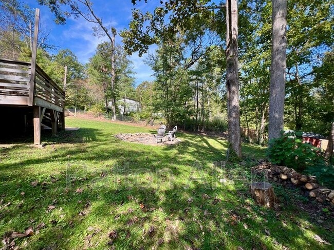 Building Photo - 3 Mt Royal Dr