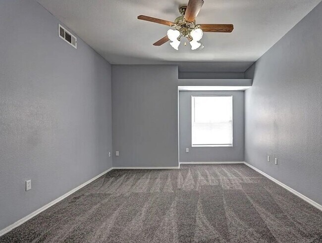 Building Photo - 3609 Pintadas St