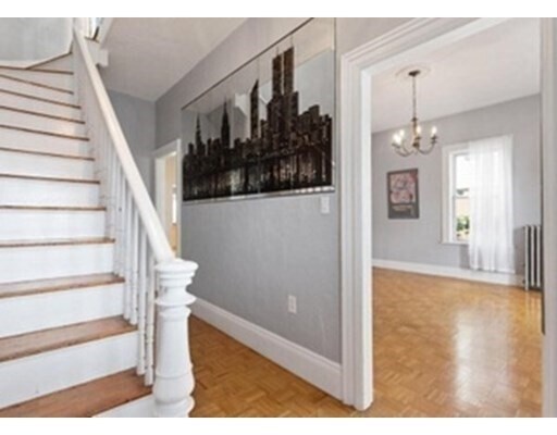 Building Photo - 53 Franklin St