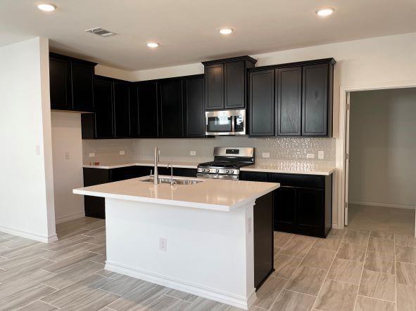 Building Photo - 401 Stinchcomb Rd