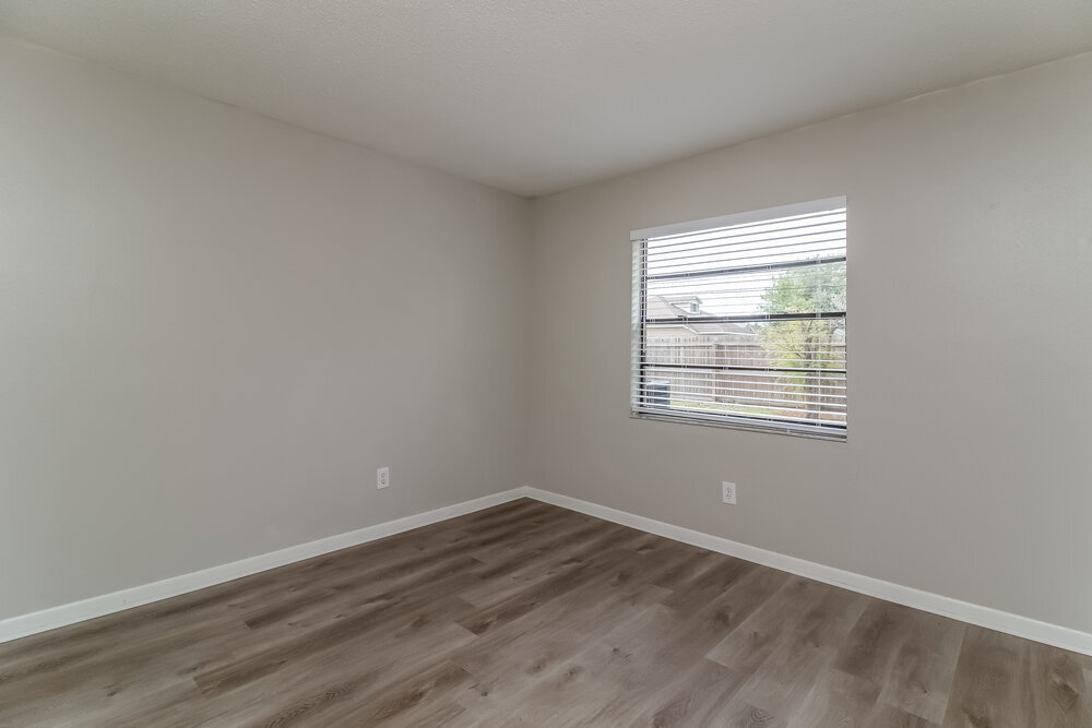 Building Photo - 831 Sunridge Point Dr