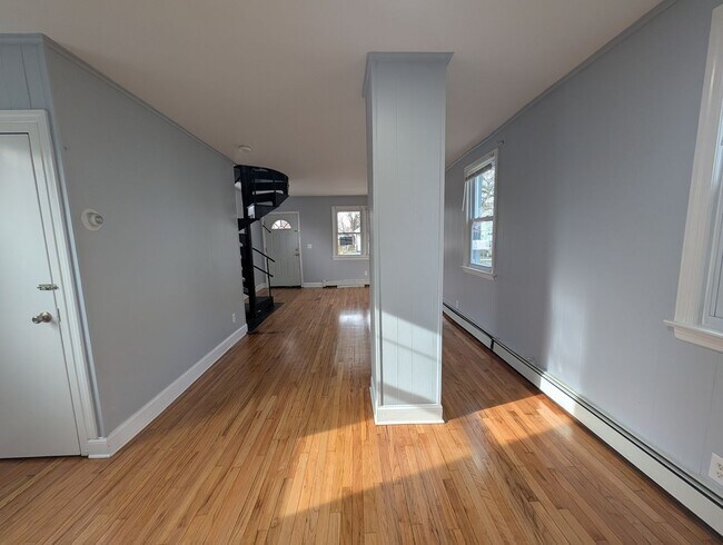 Building Photo - 234 Fisher Ave