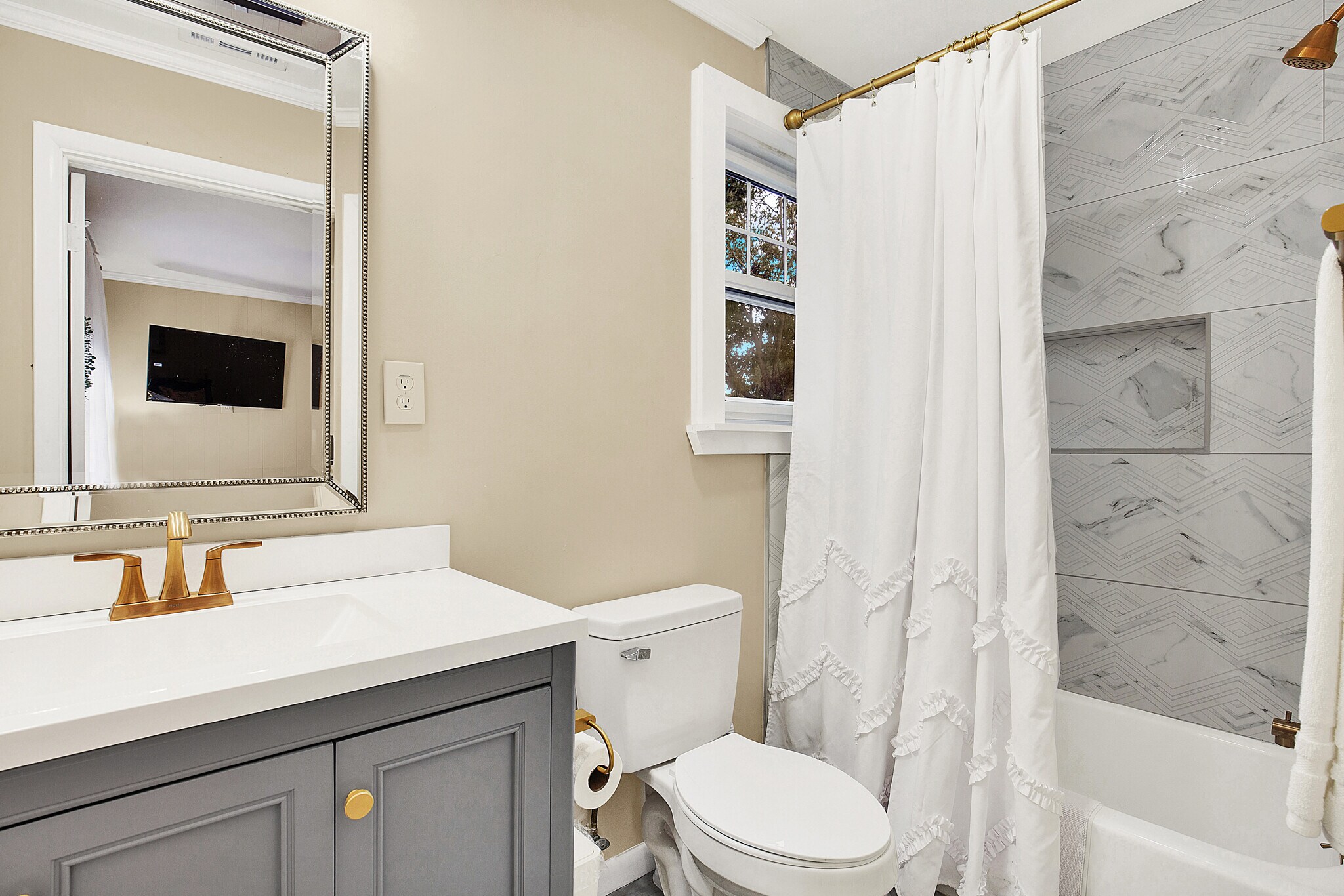 Building Photo - 1912 Hawthorne St