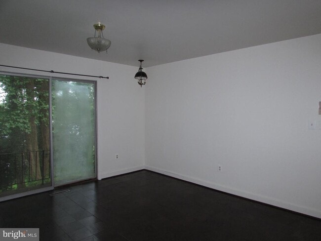 Building Photo - 472 Old Orchard Cir