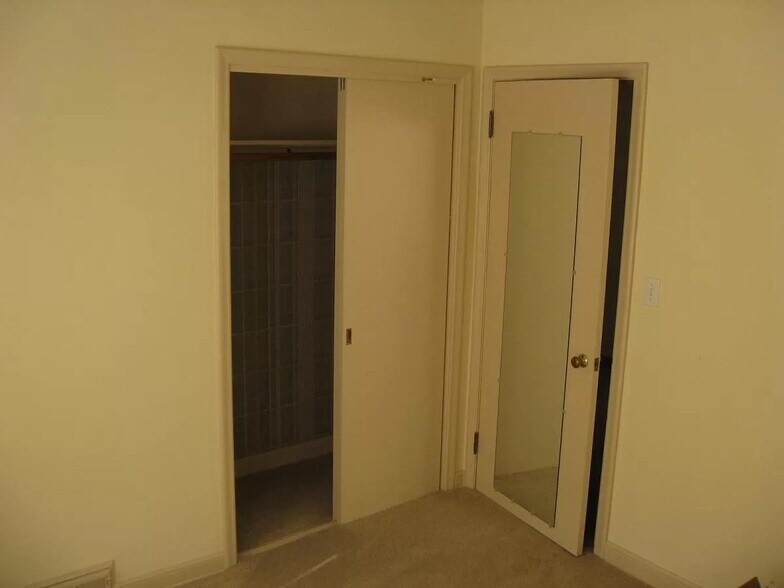 Bedroom 2 - 4422 W 36th St