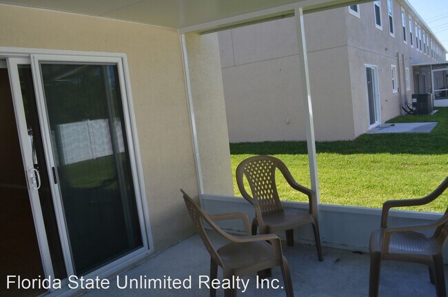 Building Photo - 3 br, 2.5 bath House - 9539 Tocobaga PL