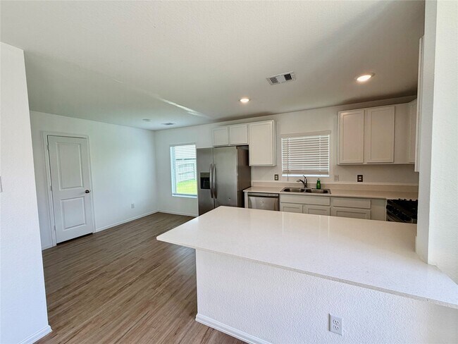 Building Photo - 26806 Jasmine Breeze Dr
