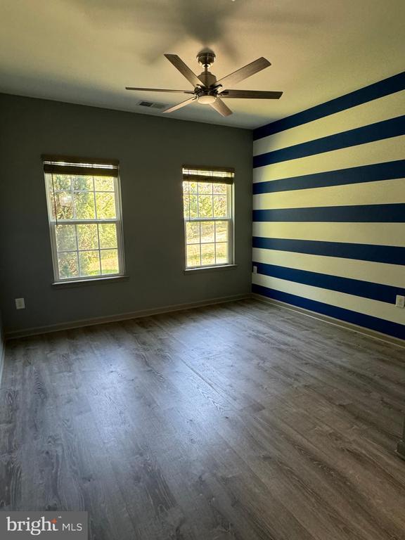 Building Photo - 8390 Ice Crystal Dr
