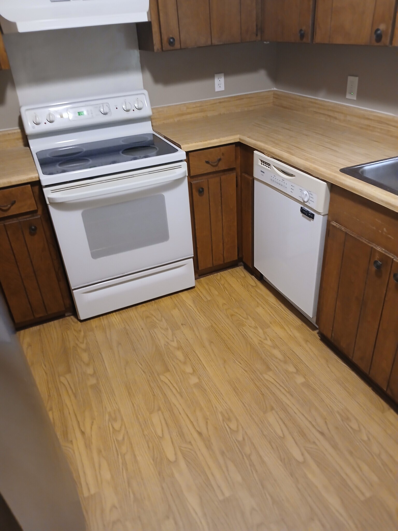 Building Photo - 107 Twin Creek Ct