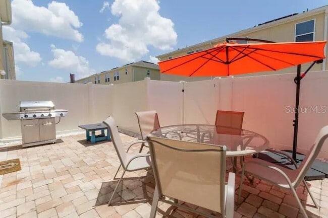 Building Photo - 5130 Killarney Wy