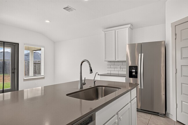 Building Photo - 28926 Yachting Pt Ct