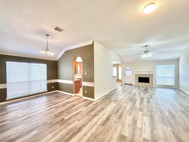 Building Photo - 20203 Goss Hollow Ln