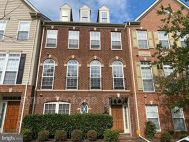 Primary Photo - 15808 Buxton Pl