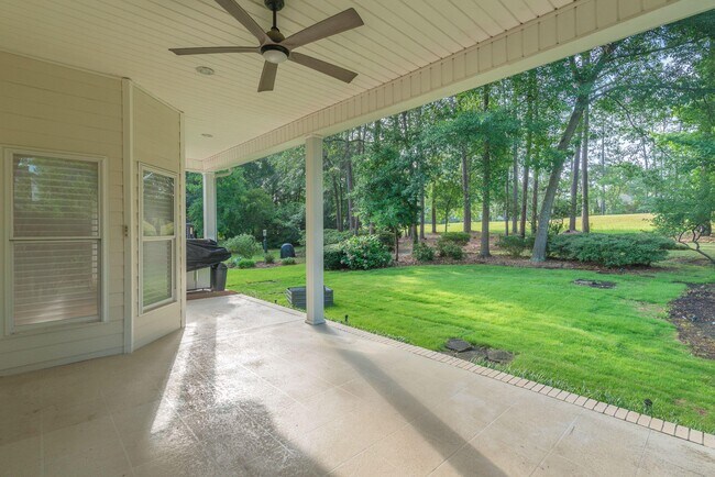 Building Photo - 3169 Glenview Dr