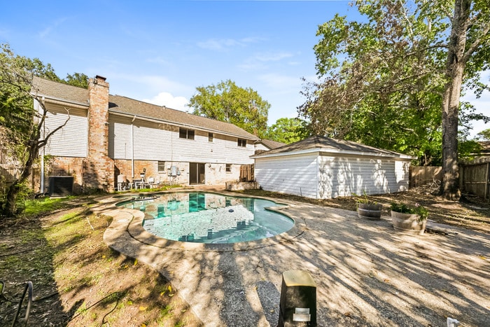 Building Photo - 10719 Idlebrook Dr