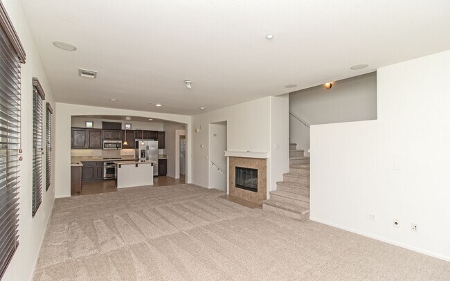Building Photo - 2110 Silverado St
