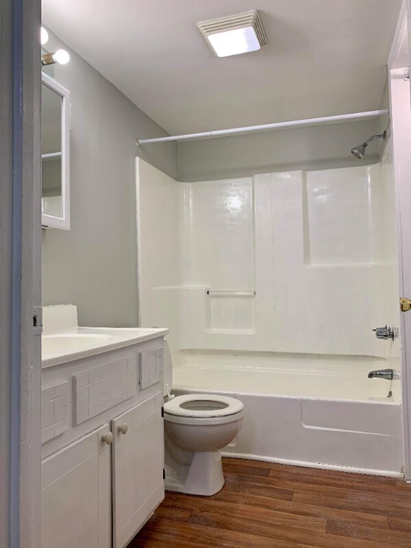 Building Photo - 928 Greenwood Ave