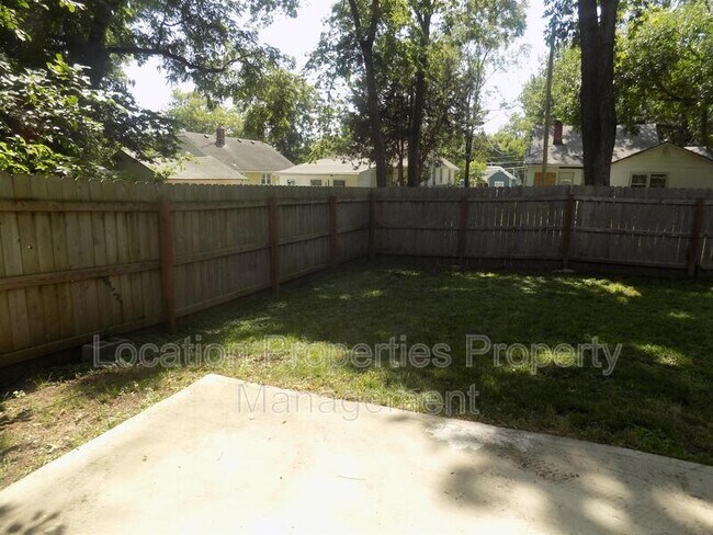 Building Photo - 433 Arkansas St