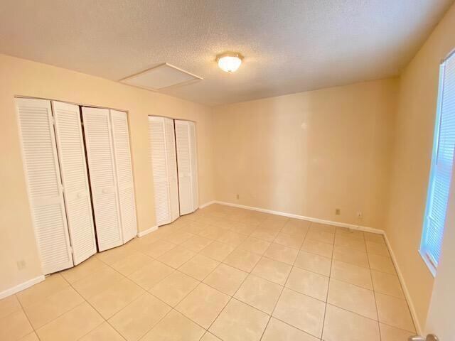 Building Photo - 1157 Hyacinth Pl