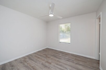 Building Photo - 126 Camellia Pl