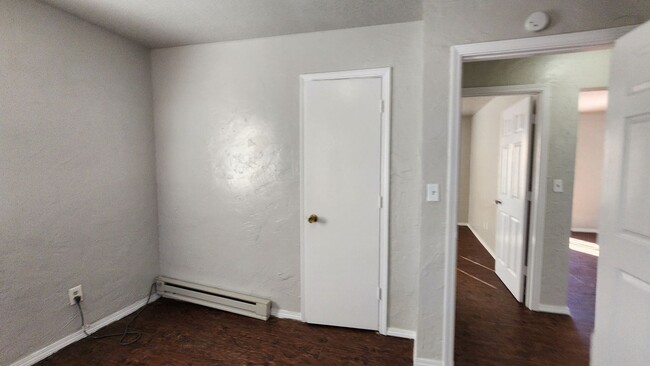 Building Photo - Nice 2 bed 1 bath in OKC!  $895 Per Month!