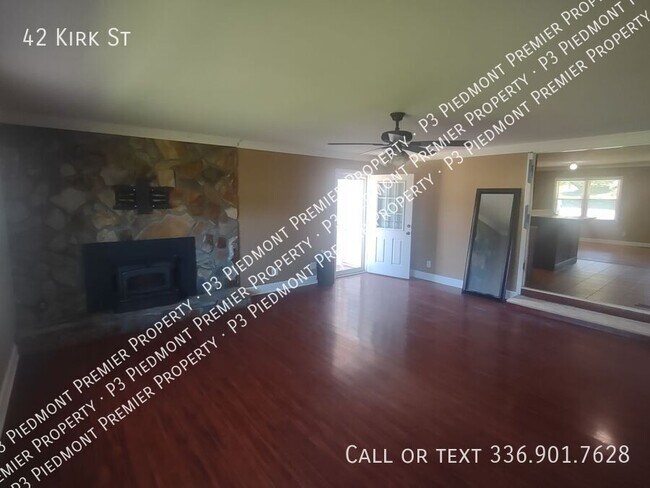 Building Photo - 42 Kirk St