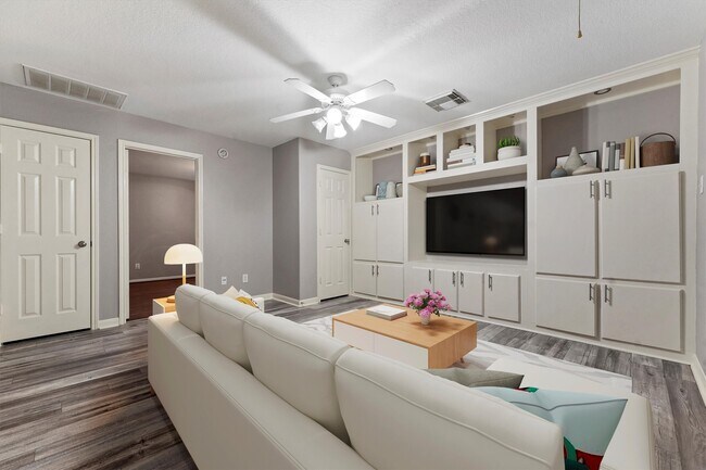 Building Photo - 24522 Forest Path Ct