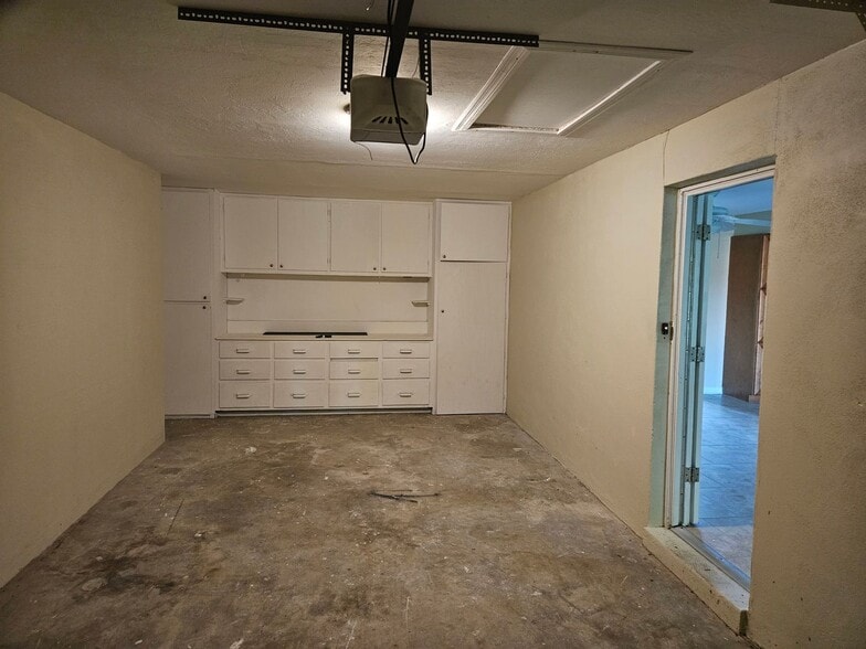 Building Photo - 309 Tarpon Dr