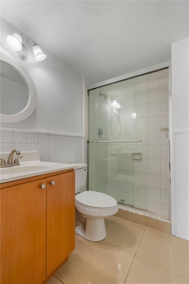 Building Photo - 7135 Collins Ave