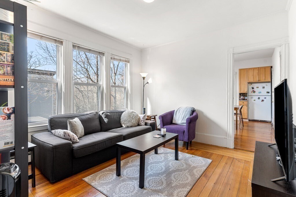 Building Photo - 27 Ellery St