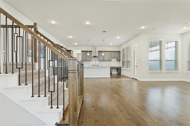 Building Photo - 13173 Cooper River Trl