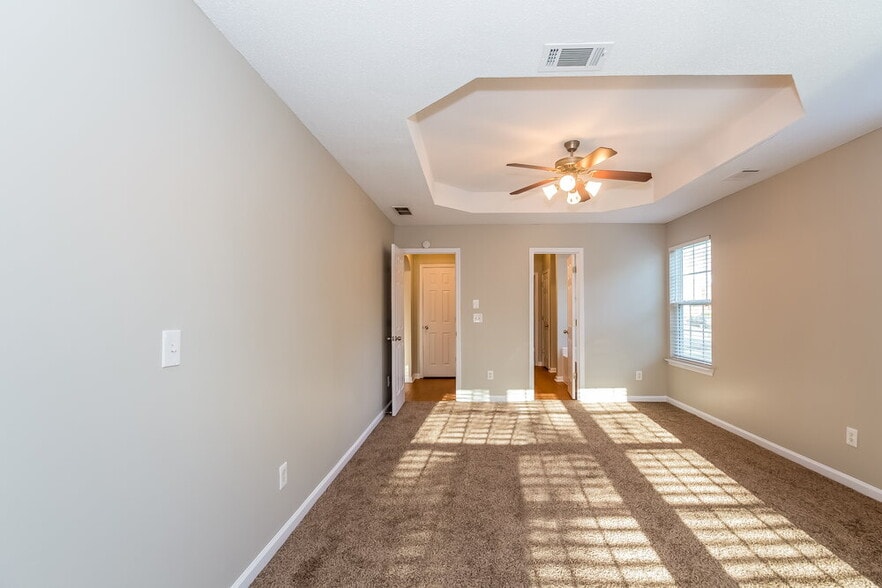 Building Photo - 656 Penstock Path