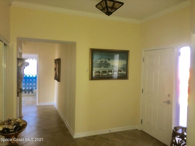 Building Photo - 2075 Jimmy Buffett Mem Hwy
