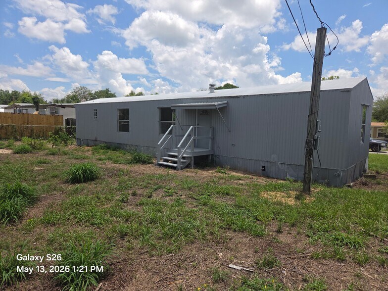 Building Photo - 3444 Kittles St