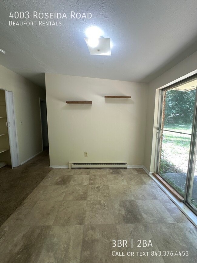 Building Photo - 4003 Roseida Rd