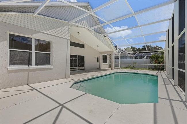 Building Photo - 520 Hollinghead Loop