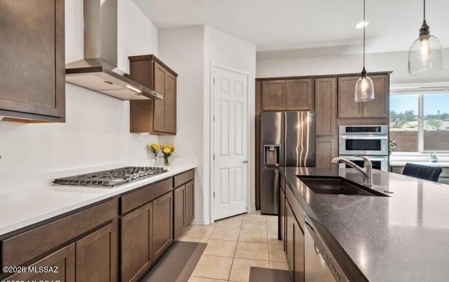 Building Photo - 719 E Danum Vly Dr