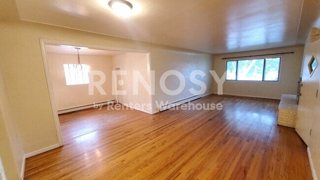 Building Photo - 5 Bed 2 Bath | Denver