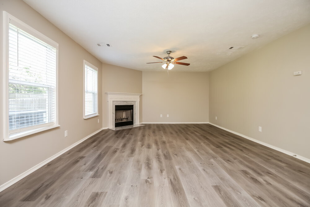 Building Photo - 5625 Dory Dr