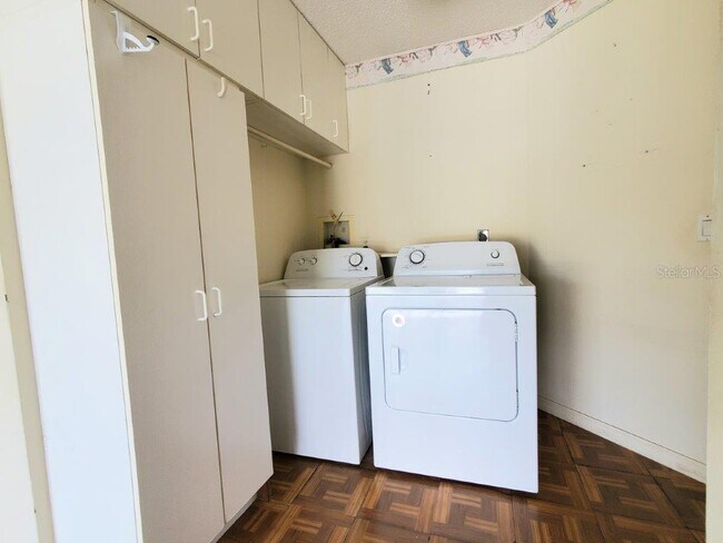 Building Photo - 26014 Ocelot Ln