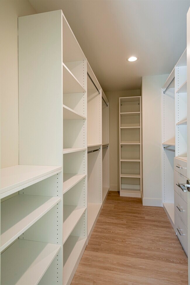 Building Photo - 2599 A1A S