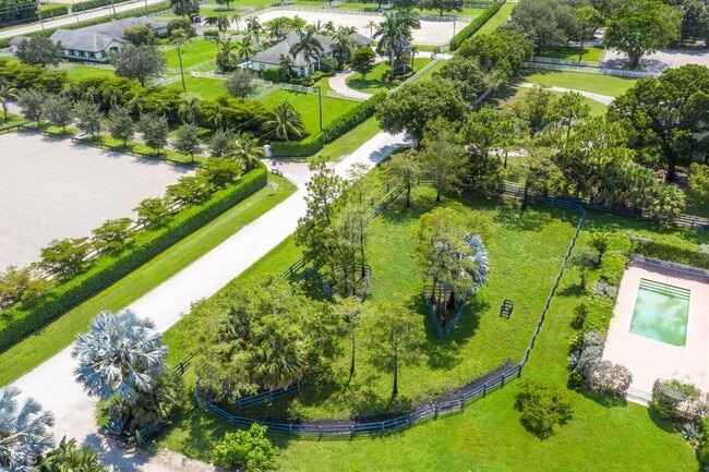 Building Photo - 14539 Belmont Trce