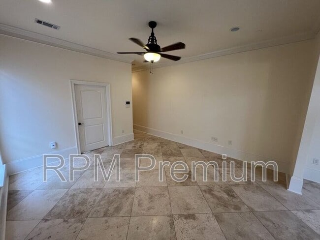 Building Photo - 17703 Shady Creek Ave