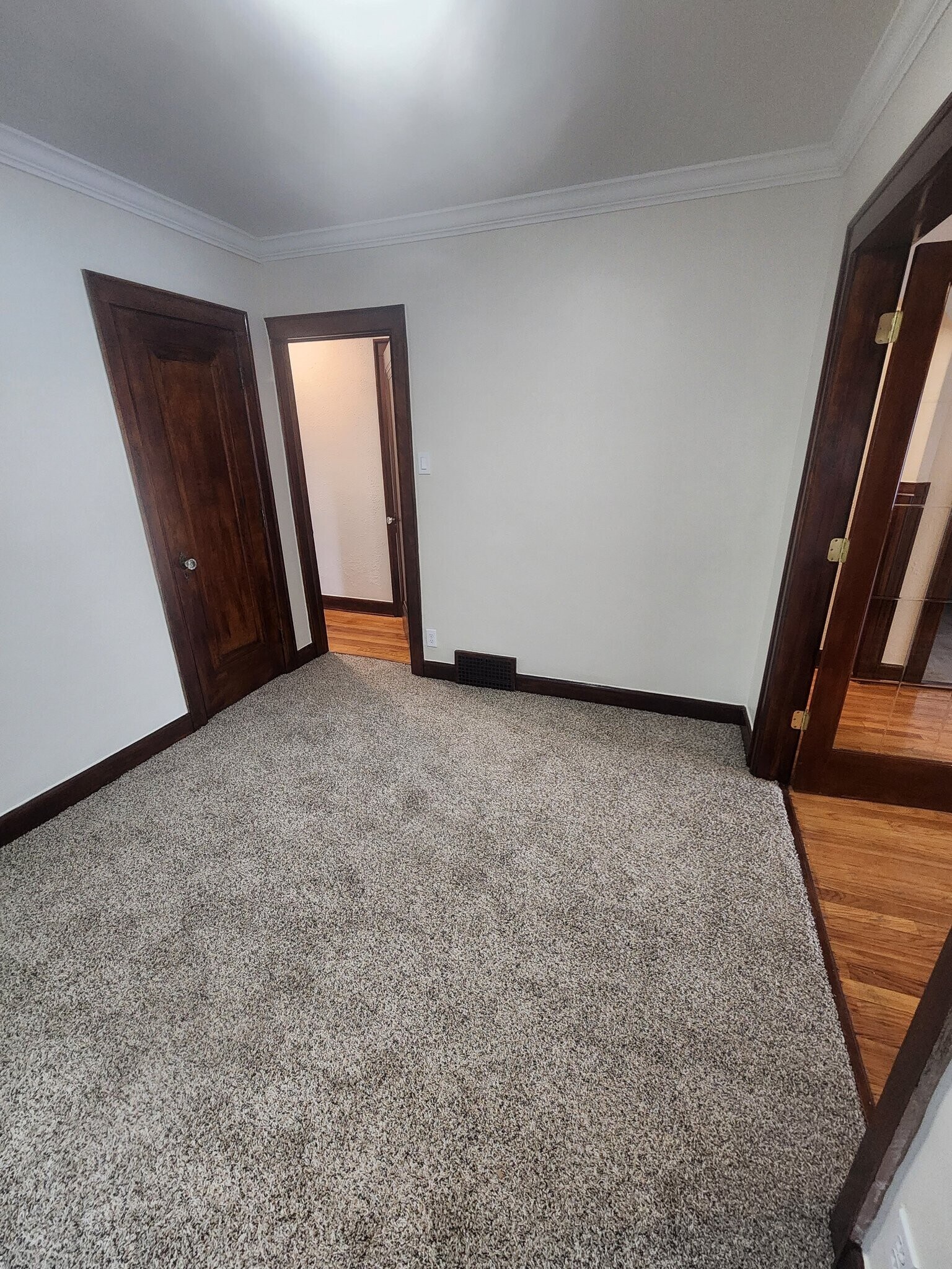 Building Photo - 17145-17147 Santa Rosa Dr