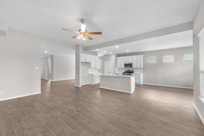 Building Photo - 24430 Piney Harbor Ln