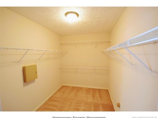 Building Photo - 1420 Burford Ct