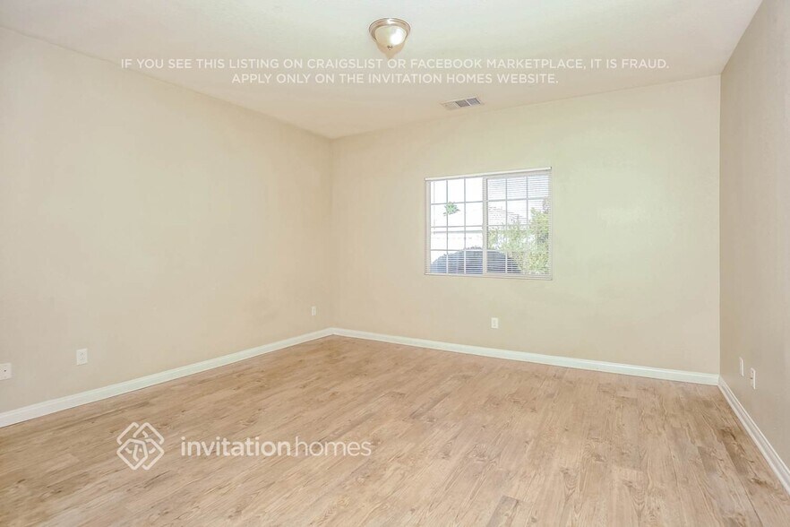 Building Photo - 4144 W Ave J 6